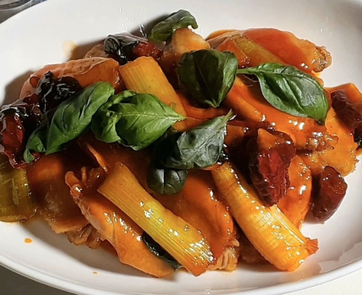 Sticky gochujang chicken wings – easy Korean braised chicken recipe without frying